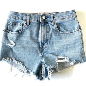 Everlane Cheeky Cut off jeans shorts